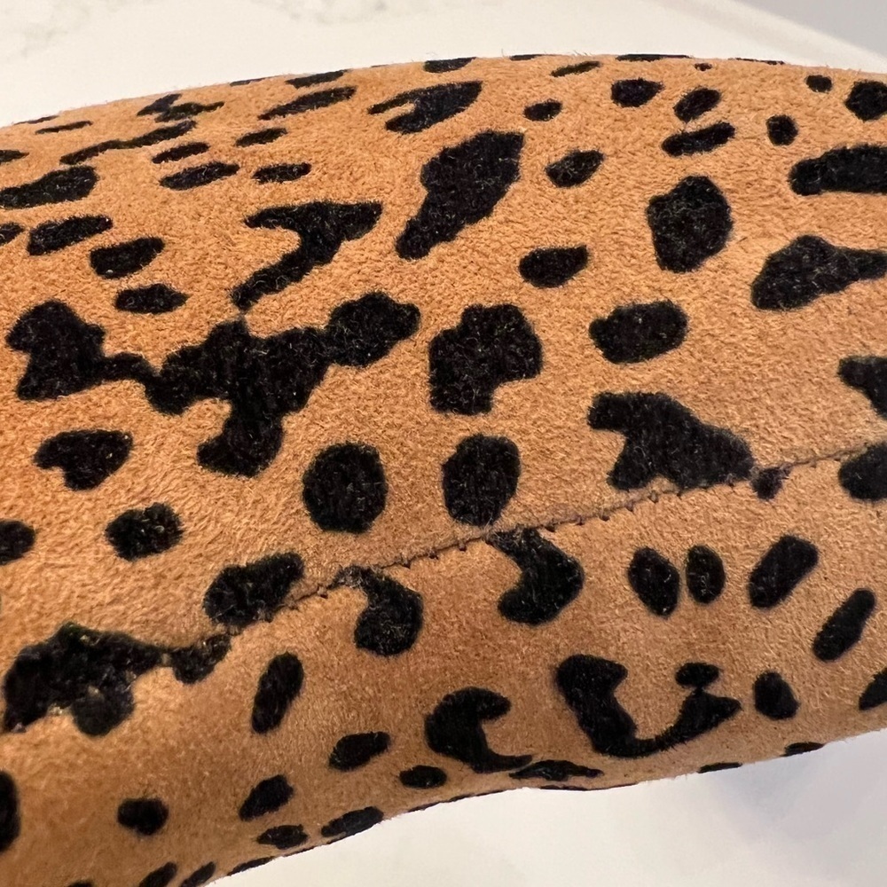 Rag & Bone Leopard Print Suede Chelsea Boots. Size 5. - Picture 8 of 12